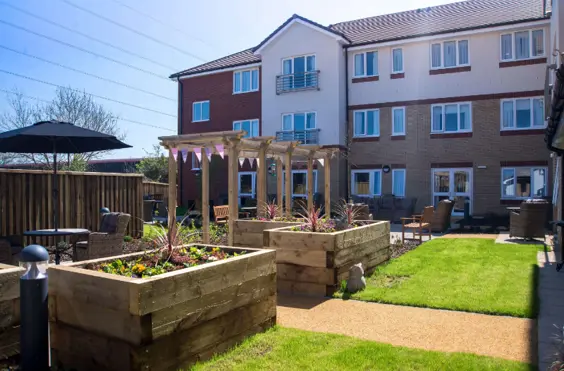 Pear Tree Court - outside view of care home