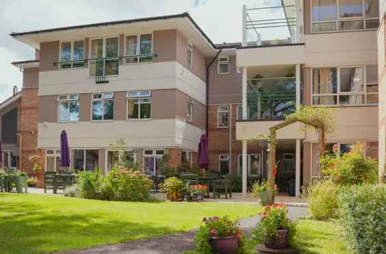 Queens Court - outside view of care home