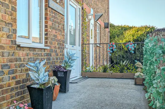 Umika Lodge Care Home - outside view of care home