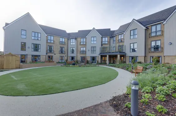 Montfort Manor - outside view of care home