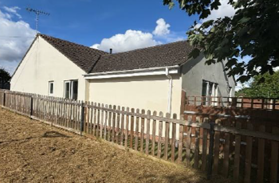 18 Acorn Avenue - outside view of care home