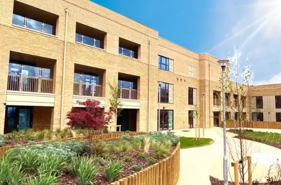 Surbitonian Gardens at Poppy Court - outside view of care home