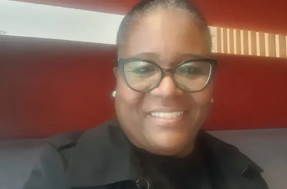 Surrey - Photo of manager