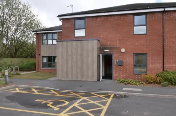 Linnet Mews - outside view of care home