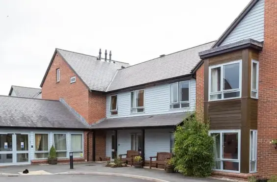 Beeston View - outside view of care home