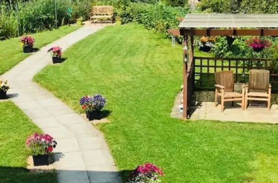 Fairburn Mews - outside view of care home