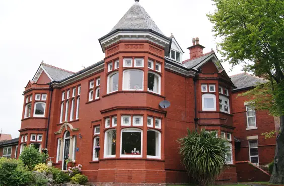 Headroomgate - outside view of care home