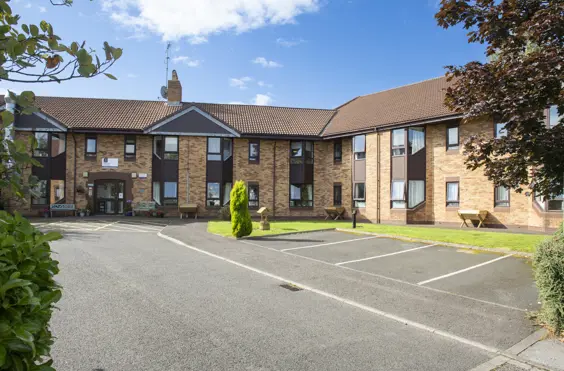 Cranlea - outside view of care home