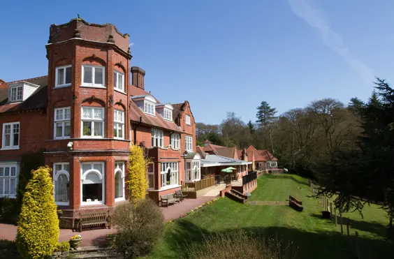 Huntington House - outside view of care home