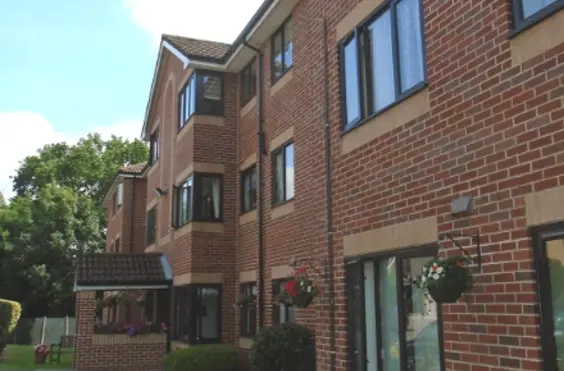 Chandlers Ford Care Home - outside view of care home