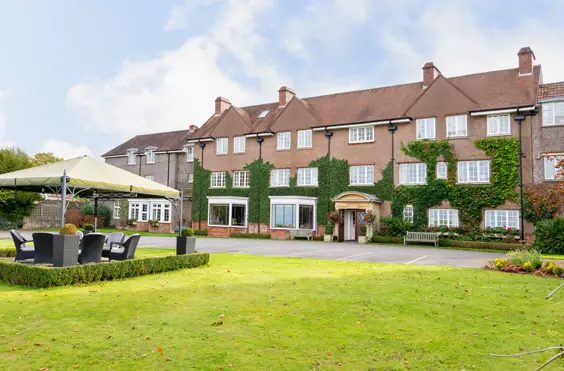 Abbots Leigh Manor Nursing Home - outside view of care home