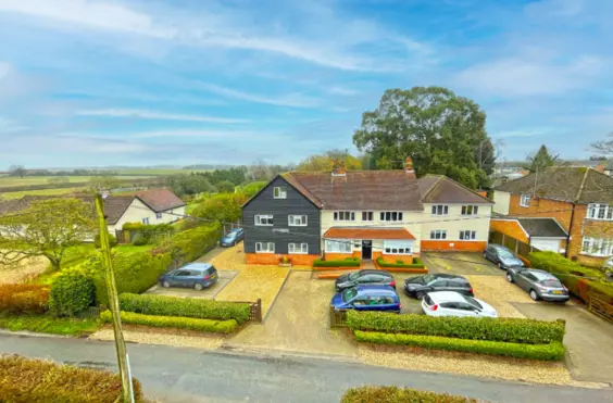 Mirabeau - outside view of care home