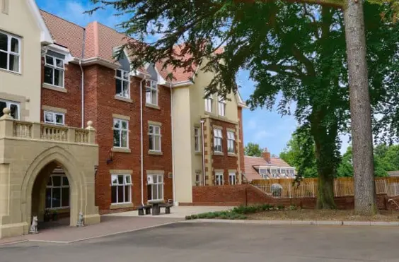 Foxholes Care Home - outside view of care home