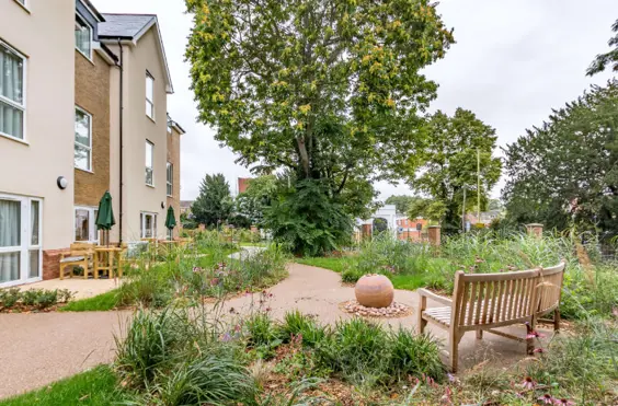 Snowdrop House - outside view of care home