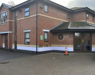 London Road - outside view of care home