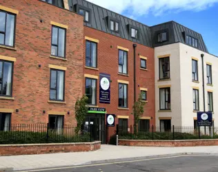 Park View Gloucester - outside view of care home