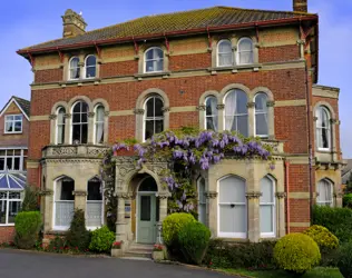 Culliford House - outside view of care home