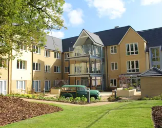 Oakham Grange - outside view of care home