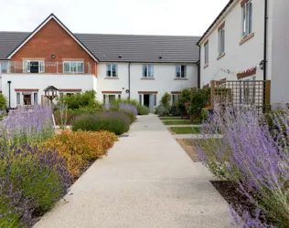 Lonsdale Mews - outside view of care home