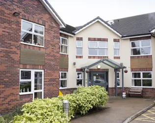 Hurst Park Court - outside view of care home