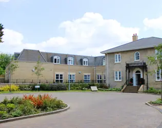 Salisbury Manor - outside view of care home