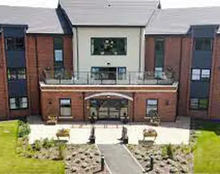 Blakelands Lodge - outside view of care home