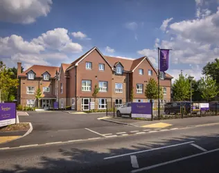 Signature at Farnham Common - outside view of care home