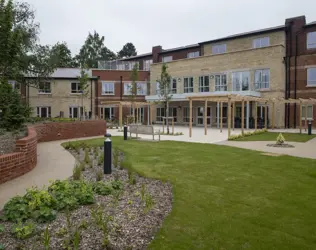 Wellford Gardens - outside view of care home