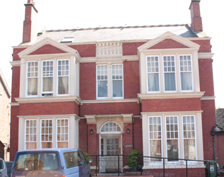 Hutton Avenue - outside view of care home