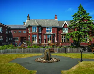 Starr Hills - outside view of care home