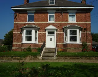 Kenilworth Care Home - outside view of care home