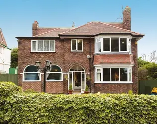 Park View - outside view of care home