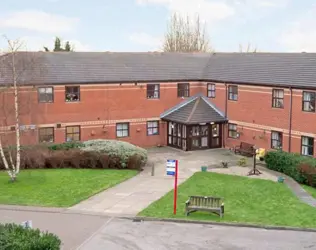 Paisley Lodge - outside view of care home