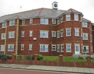 Falstone Manor - outside view of care home