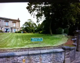 Stoneleigh House - outside view of care home