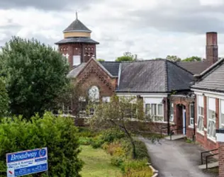 Broadway Nursing - outside view of care home