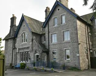 Silver Howe - outside view of care home