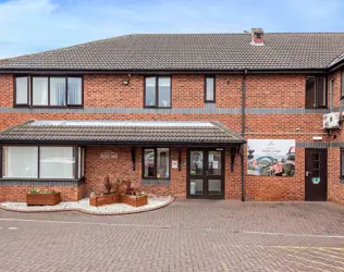 Ashlea Lodge - outside view of care home