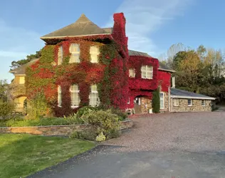 Herons Lea Residential Home Limited - outside view of care home