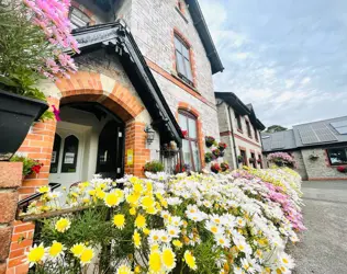 Plymbridge House - outside view of care home