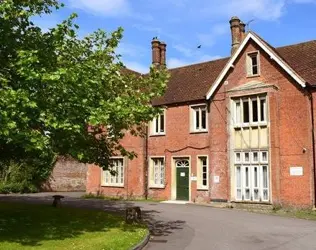 Market Lavington Care Home - outside view of care home