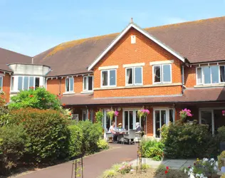 Grovelands - outside view of care home