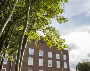 Oakhill Mansions - outside view of care home