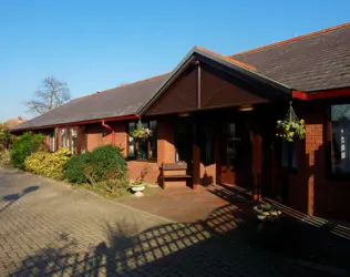 Kingsleigh - outside view of care home