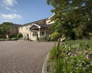 Thameside - outside view of care home