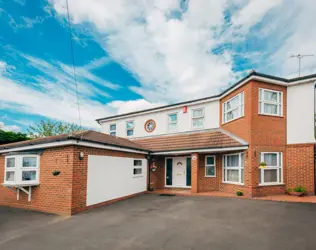 Reach Upton Court Road - outside view of care home