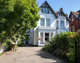 Park View - outside view of care home