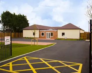 Deansbrook Farm - outside view of care home