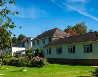 Seven Arches Nursing Home - outside view of care home