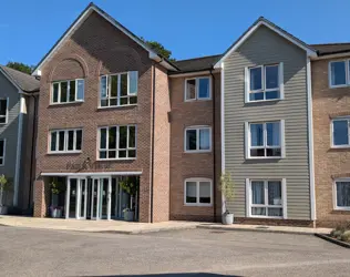 Park View - outside view of care home